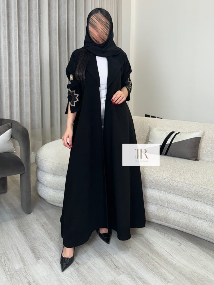 l Eid collection عباية ايفانا بقماش كريب الابداع صيفي بشك نجمه ( ملونه )- اسود