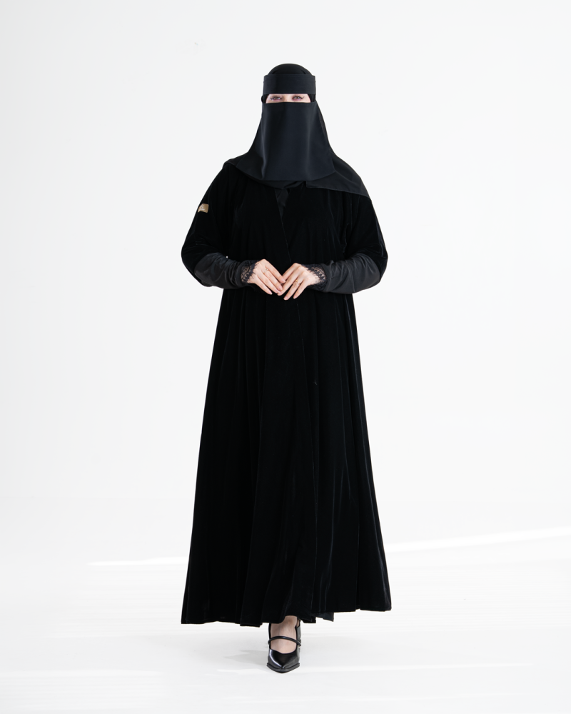 عباية غوايش بقماش مخمل كم استرتش