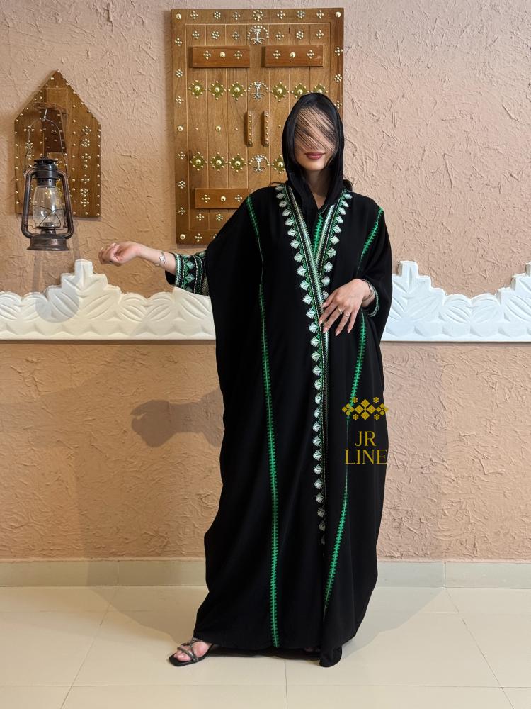 عباية اصالة بقماش كريب ملكي بتطريز تراثي فراشة