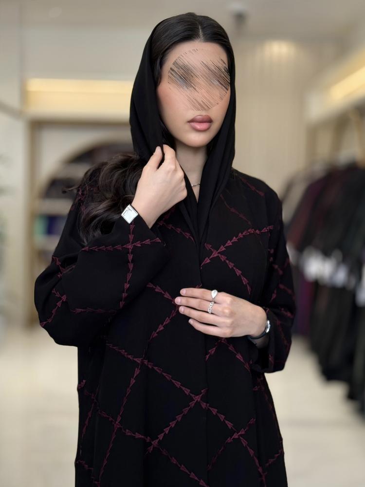 عباية ميسان بقماش كريب الابداع بتطريز عنابي