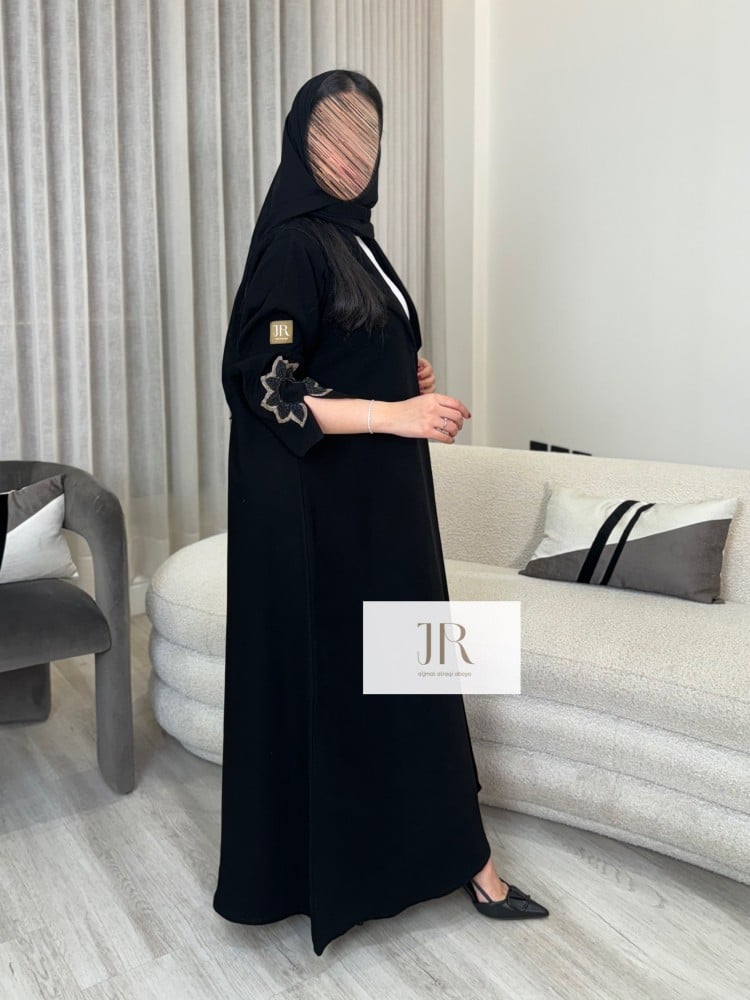 l Eid collection عباية ايفانا بقماش كريب الابداع صيفي بشك نجمه ( ملونه )- اسود