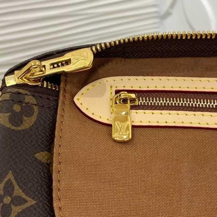 Louis Vuitton LV Speedy M46977 – شنطة سبيدي فاخرة بحجم 25 سم