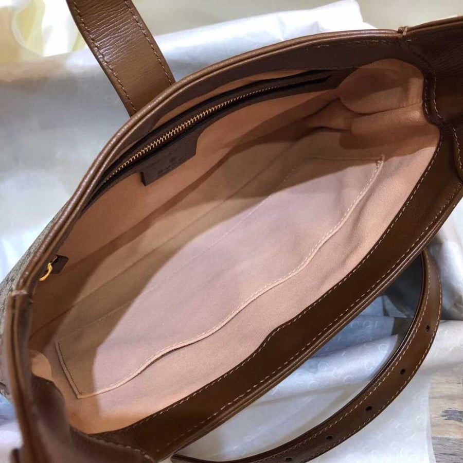 1961 :636706: size ：28*19*4.5