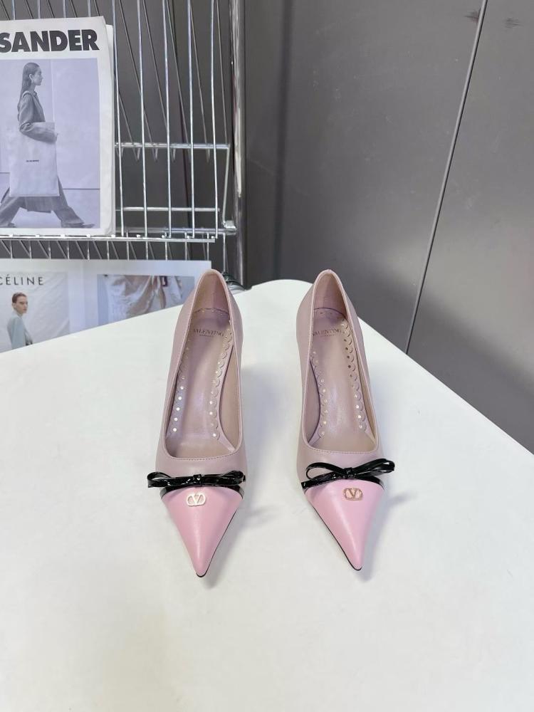 حذاء كعب فالنتينو valentino