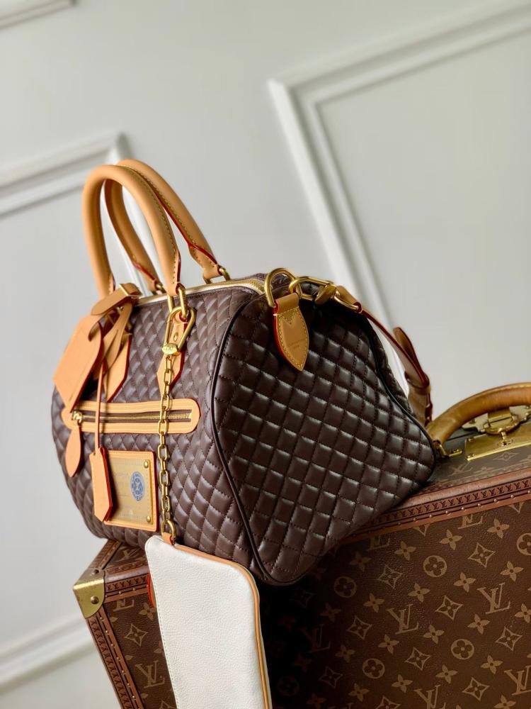 Louis Vuitton Speedy Bandoulière M2A408 – شنطة سبيدي فاخرة