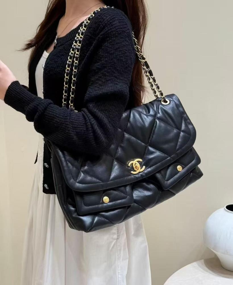 Chanel 25K Double-Pocket Flap BagSize: 38 × 23 × 10.5 cm
