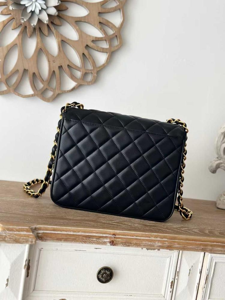 شانيل فينتج- Chanel Vintage Classic Flap Bag – مقاس 25 سم