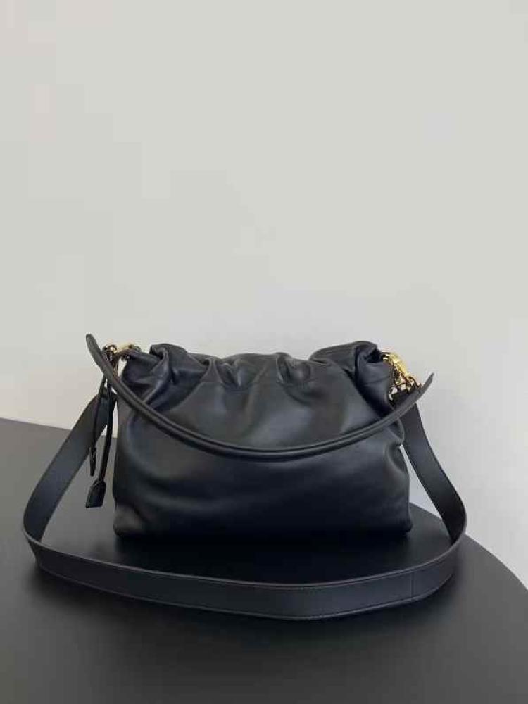حقيبة فندي ماما باجيت فاخرة - Fendi Mamma Baguette Bag