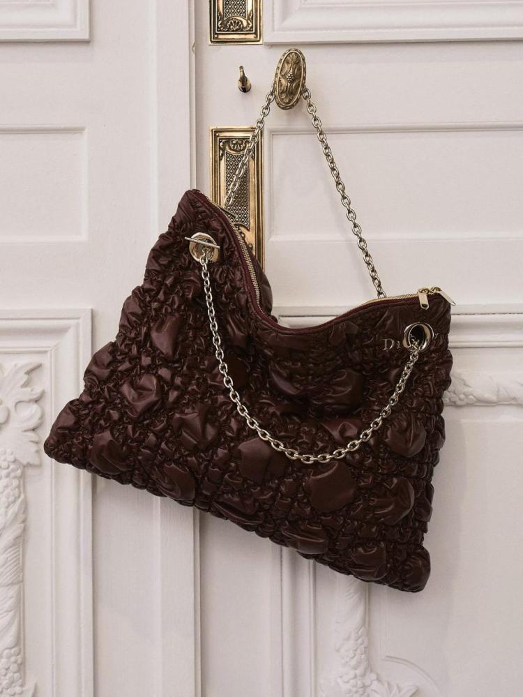 Cannage-Quilted Tote size 38x28.5cm
