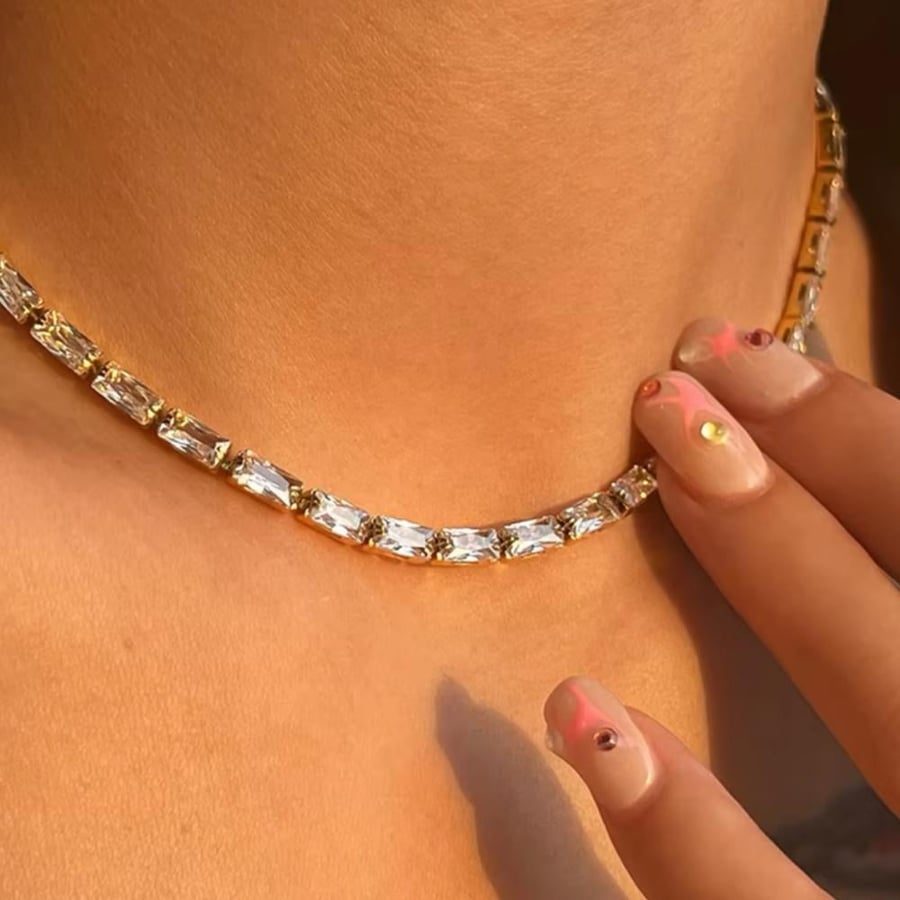 Lulwas necklace