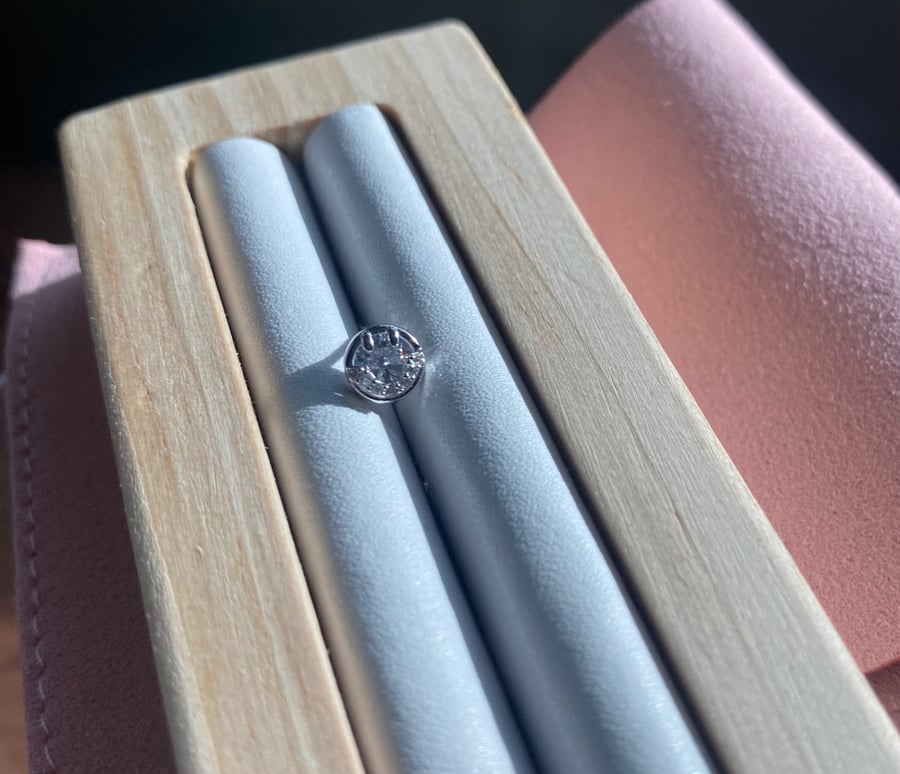 1pc Sterling silver stud