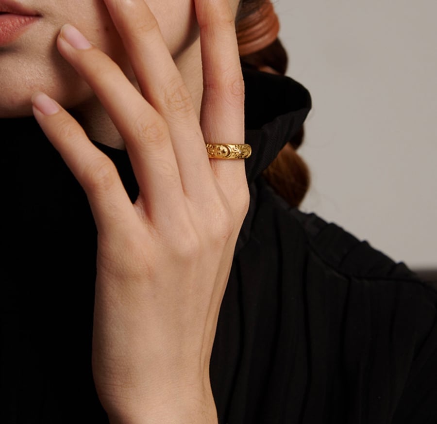 Stainless steel ring