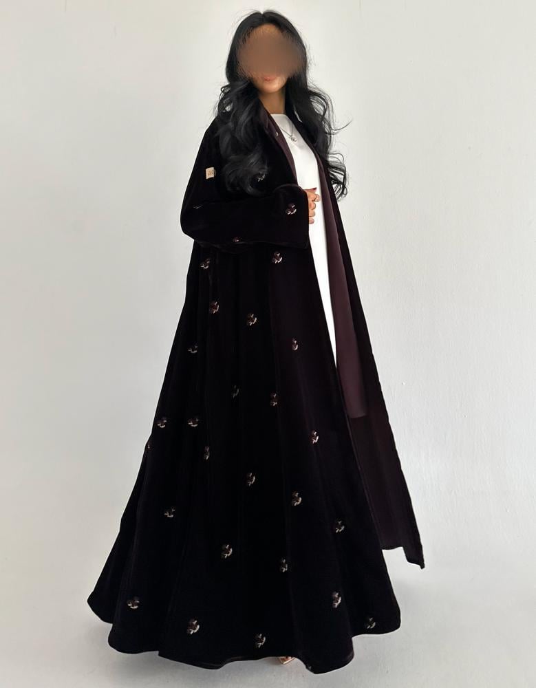 Dark maroon velvet embroidered scattered kimono sleeves French