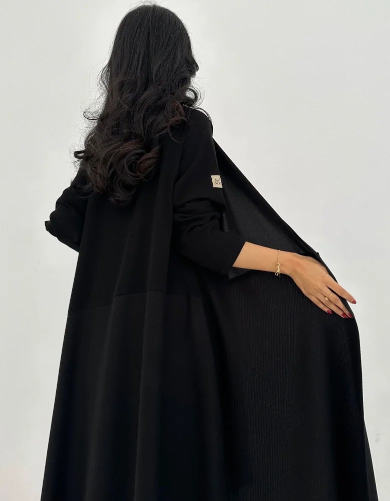 كريب سادة وفي الاسفل كريب مخطط كلوش