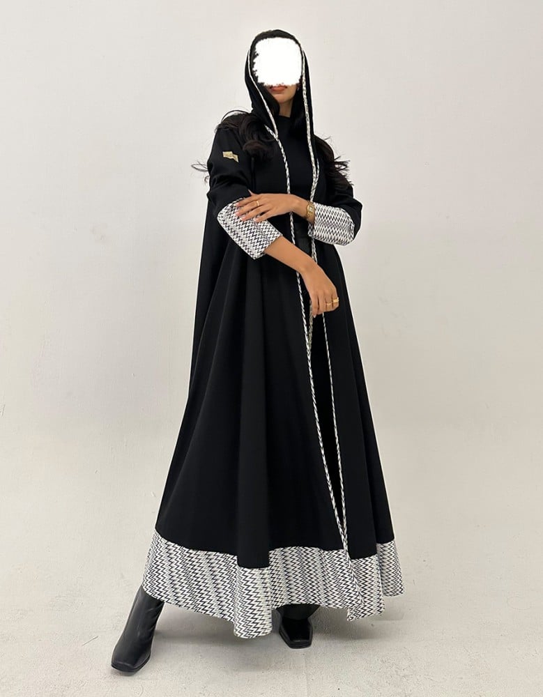 جوخ اسود مع سدو أبيض كلوش