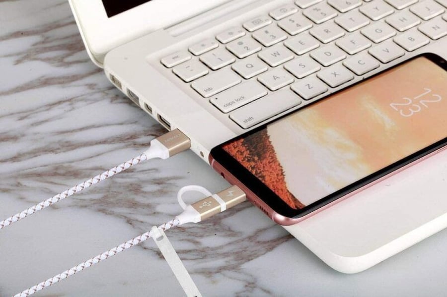 - موماكس زيرو 2 في 1 سلك شاحن Type-C و Micro بطول 1 م - ذهبي