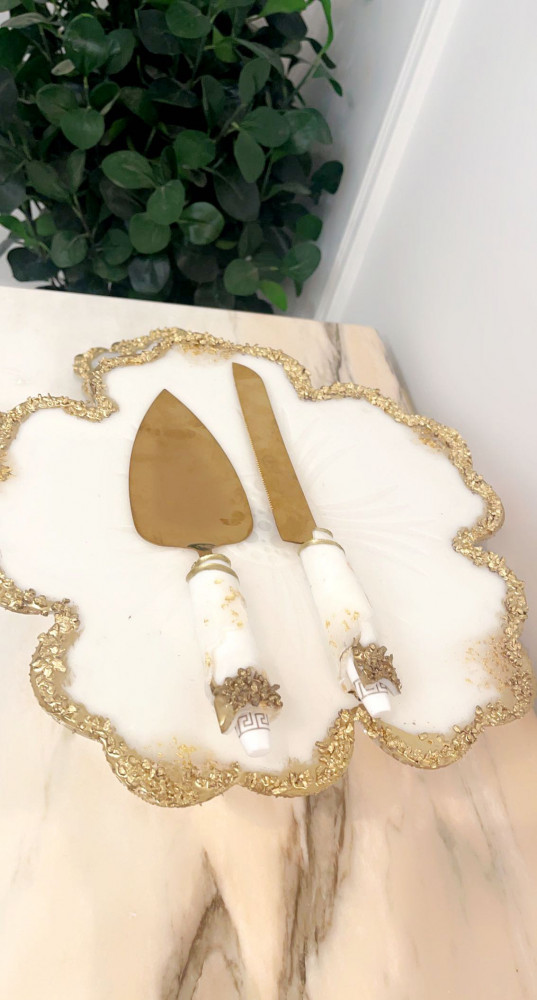 طقم من الريزن ستايل منار