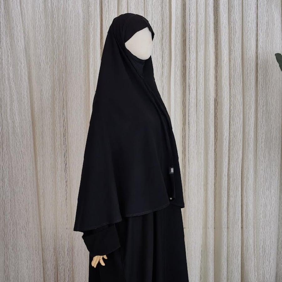 خمار بناتي ( قطعه على الجبهه وقطعه اسفل الذقن ولا يحتاج طرحه )