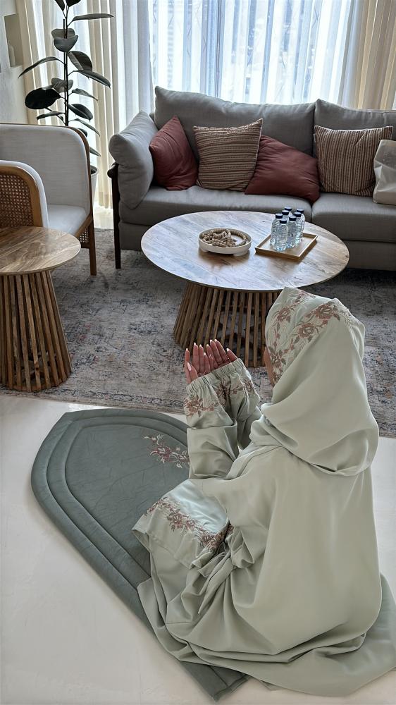 طقم ورد