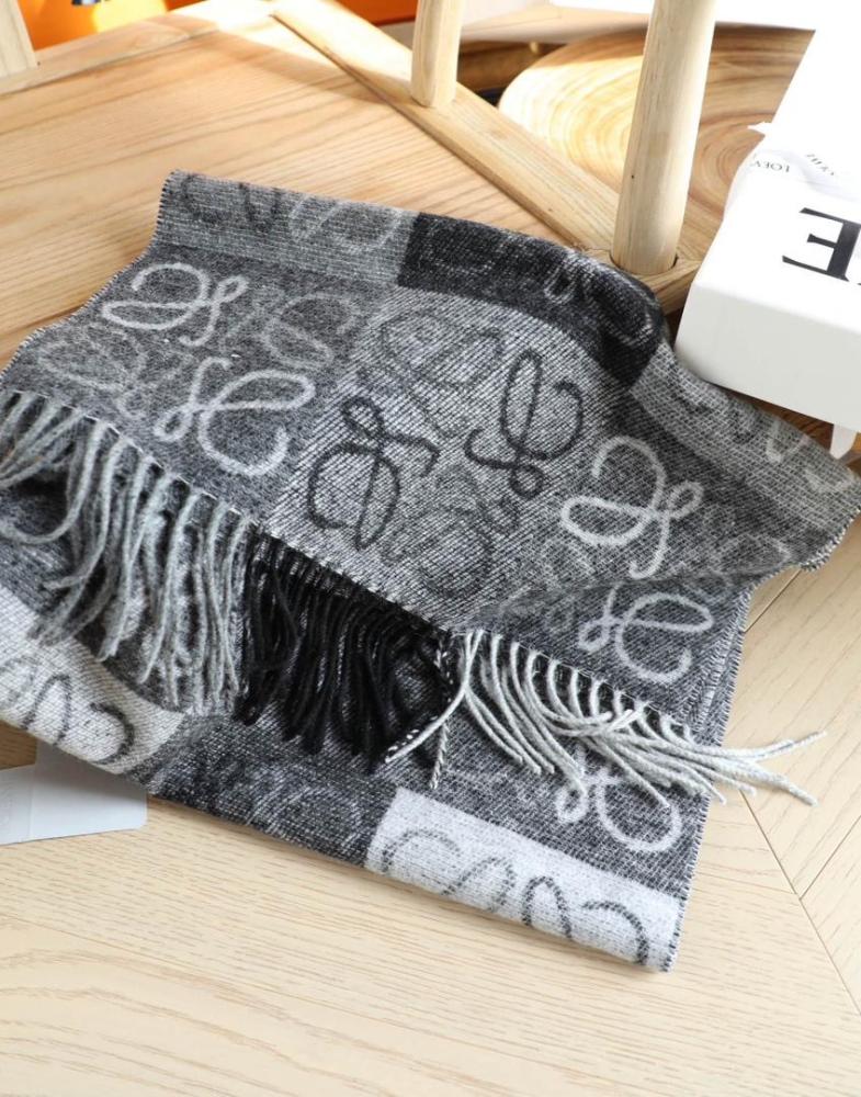 Loewe scarf