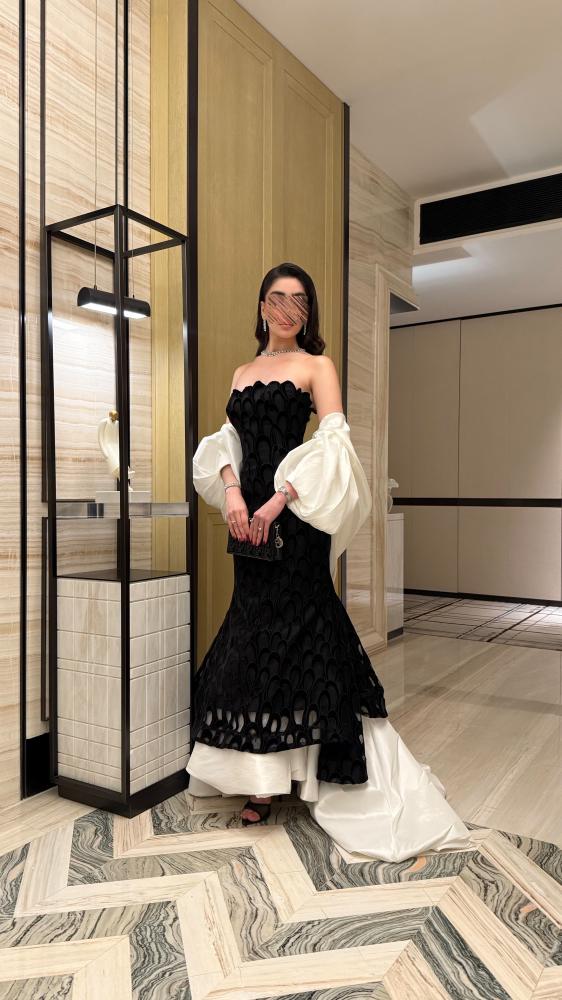 Dress 001 طلب مسبق