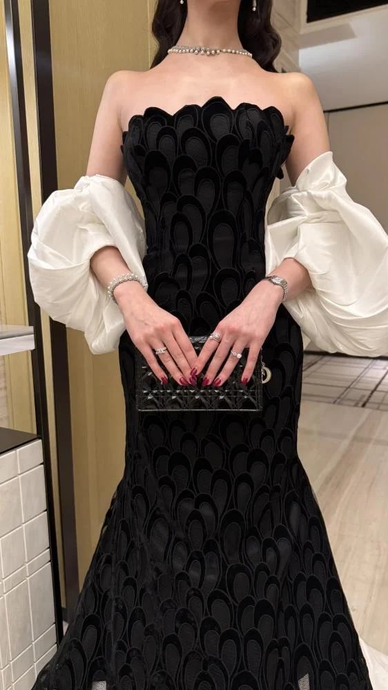 Dress 001 طلب مسبق
