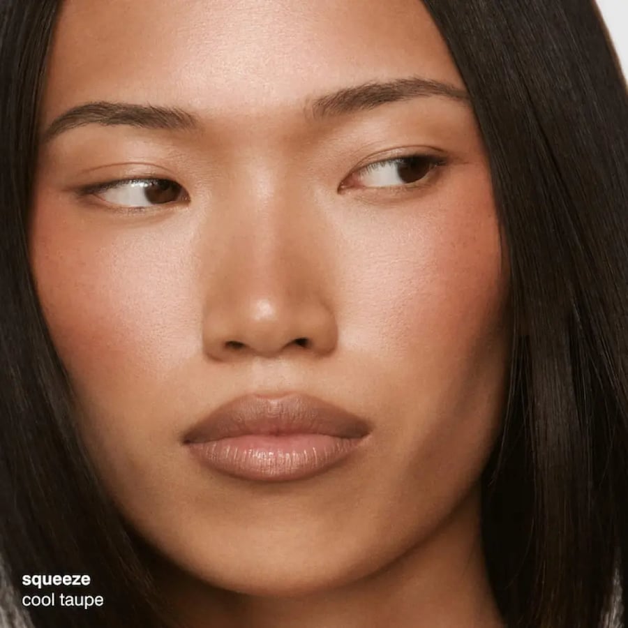 rhode  Peptide Lip Shape Contouring Lip - Squeeze