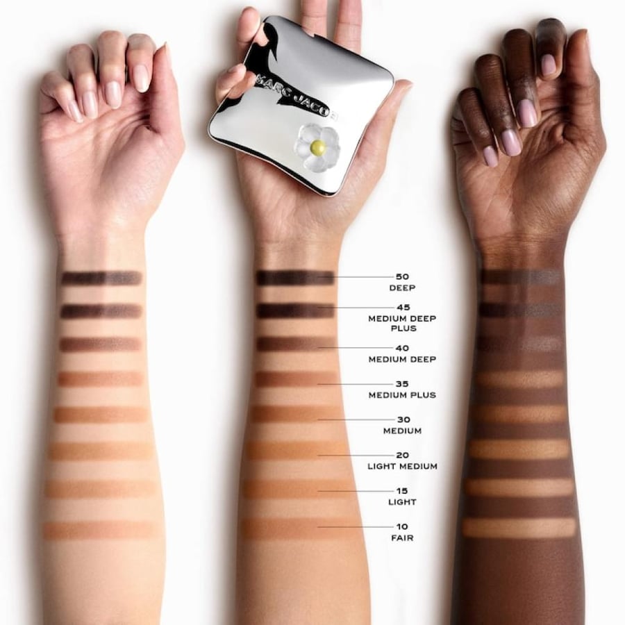 Marc Jacobs Beauty  Legally Bronze Talc-Free Blurring Powder Bronzer