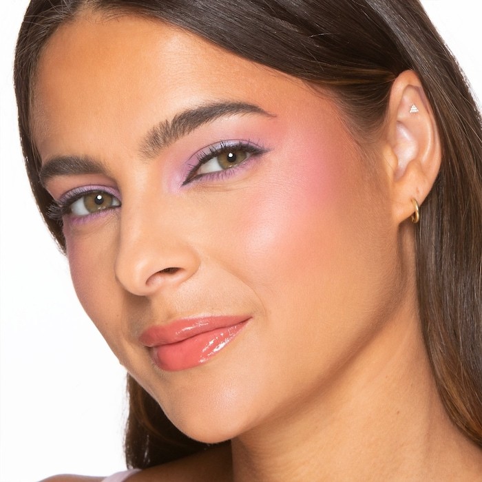 Too Faced Cloud Crush Blurring Blush - GOLDEN HOUR