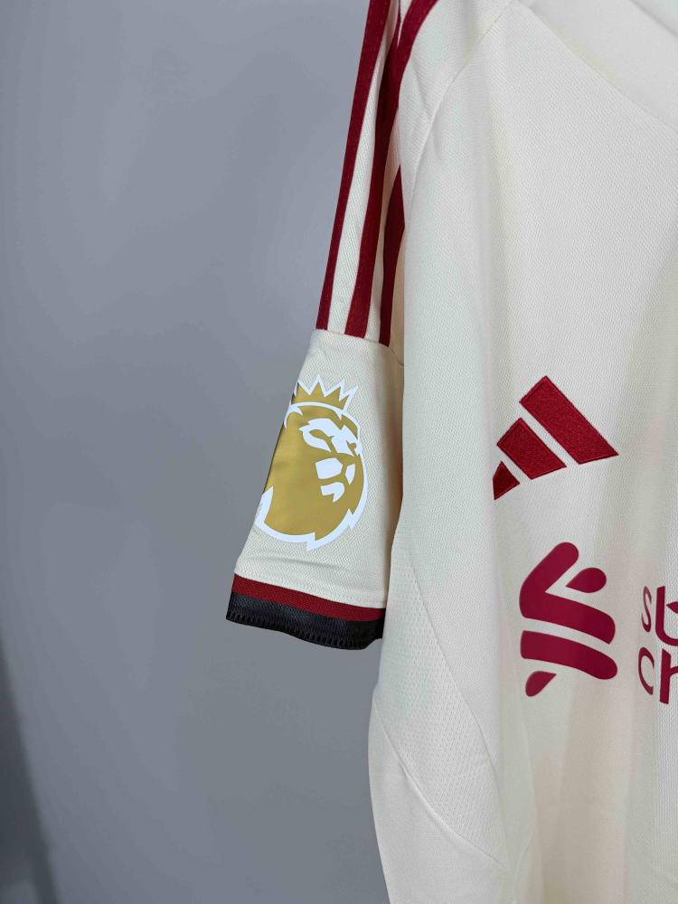 ليفربول 25/26