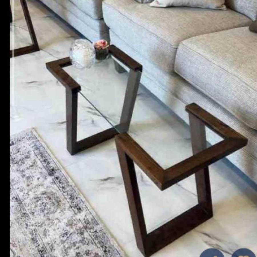 طاولة خشب سنديان مقاس 120 * 90  الارتفاع 50 +6 طاولات خدمة مقاس 35 * 90 الارتفاع 55