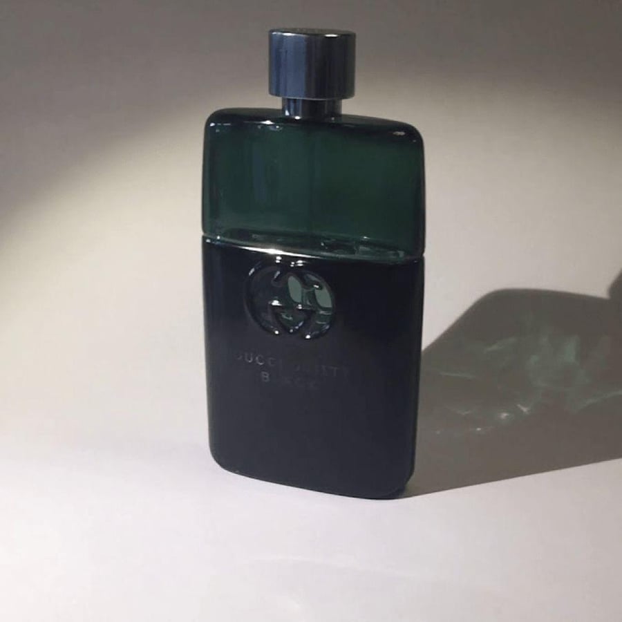 عطر قوتشي غيلتي بلاك أو دو تواليت – Gucci Guilty Black Eau de Toilette 90ml