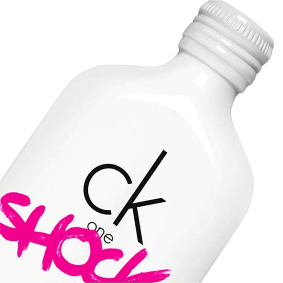عطر كالفن كلاين CK One شوك الأبيض النسائي أو دو تواليت – 100 مل | Calvin Klein CK One White Shock Eau de Toilette for Women – 100ml
