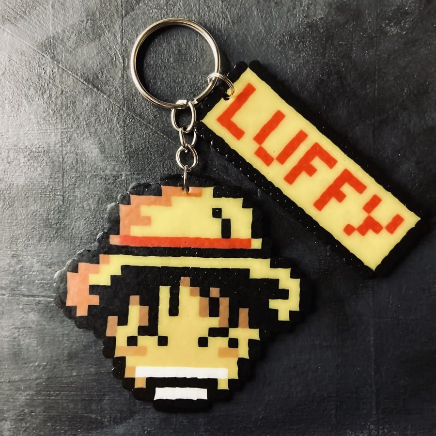 ميدالية لوفي ون بيس صناعة يدوية Luffy One Piece Keychain Charm Handmade
