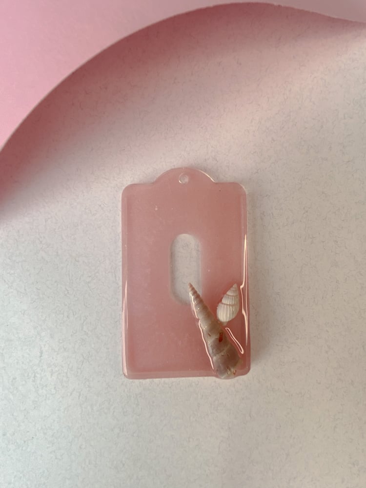 حامل بطاقة بالريزن | Resin holder