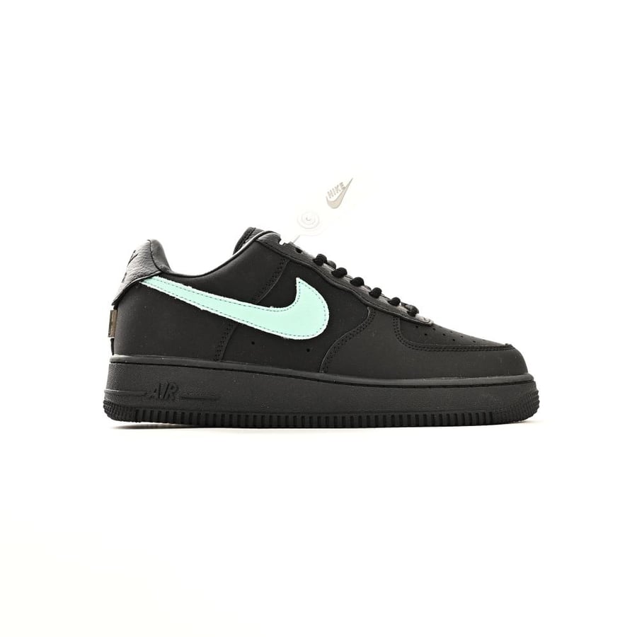Nike air jordan low