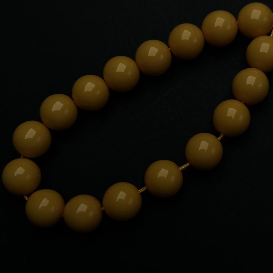 ميدالية اصفر
