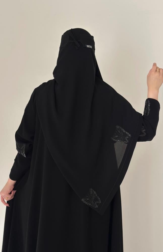 عبايه نرجس