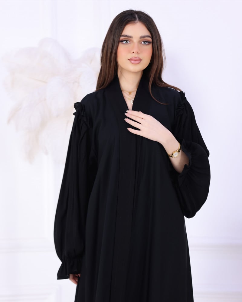 Abaya with some cuts