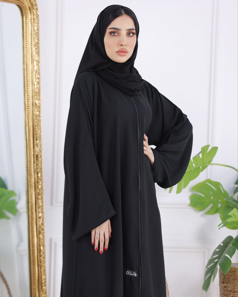 عبايه كم مربع سحاب ناعمة