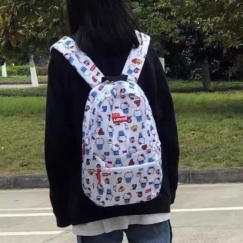 Hello Kitty bag