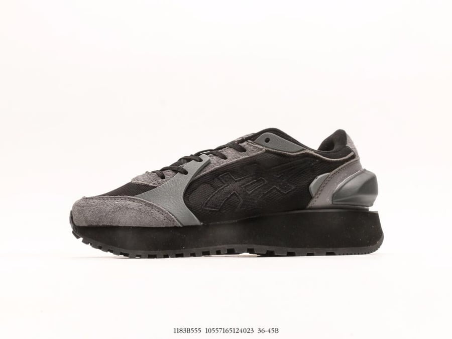 Asics Onitsuka Tiger  MOAGE