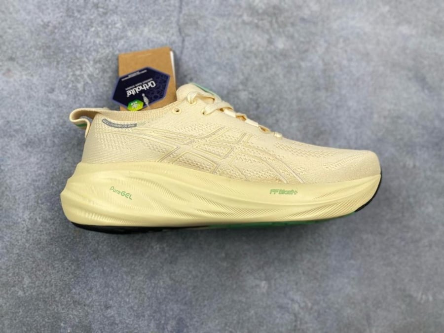 Asics Nimbus 26