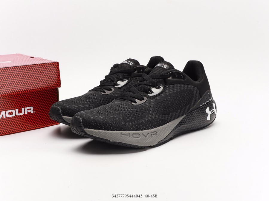 Under Armour HOVR Machina 3