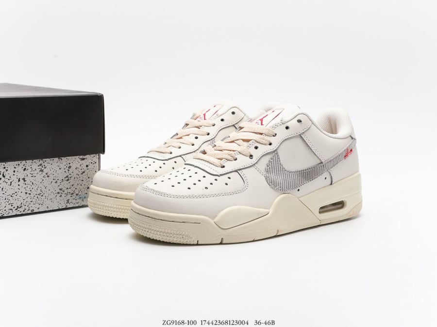 Air Jordan 4