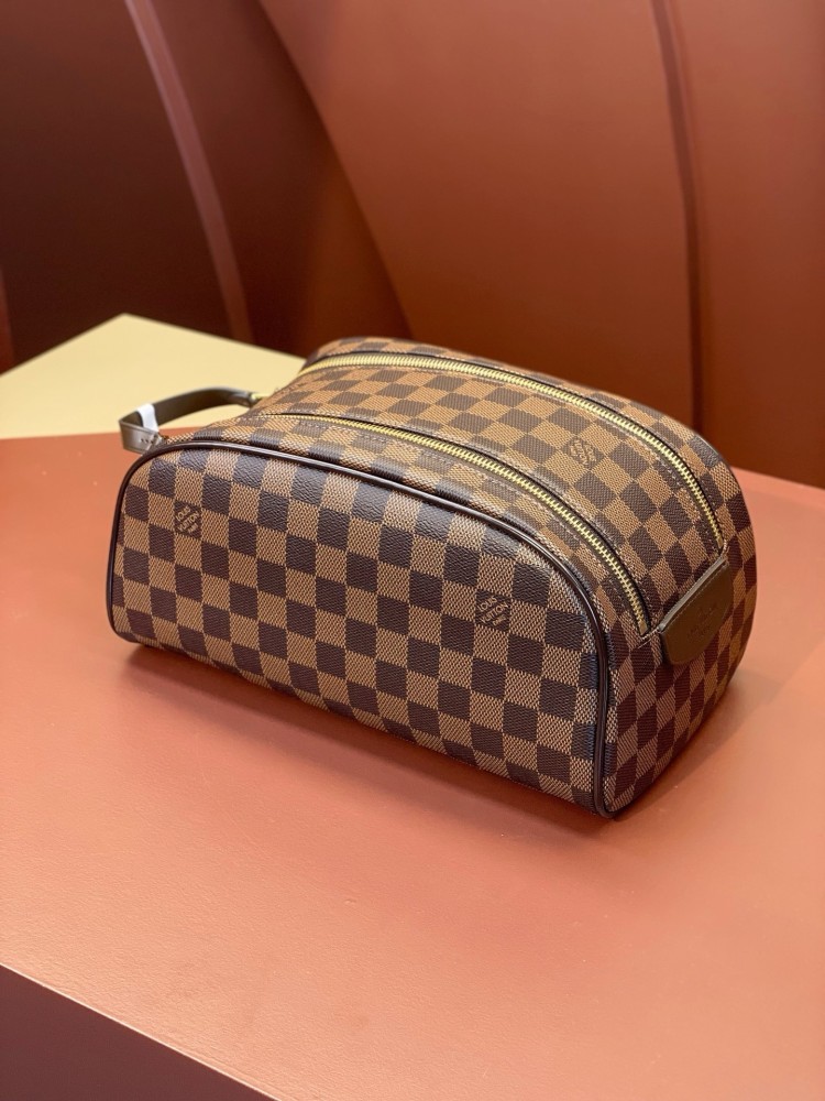 Louis Vuitton Dopp Kity