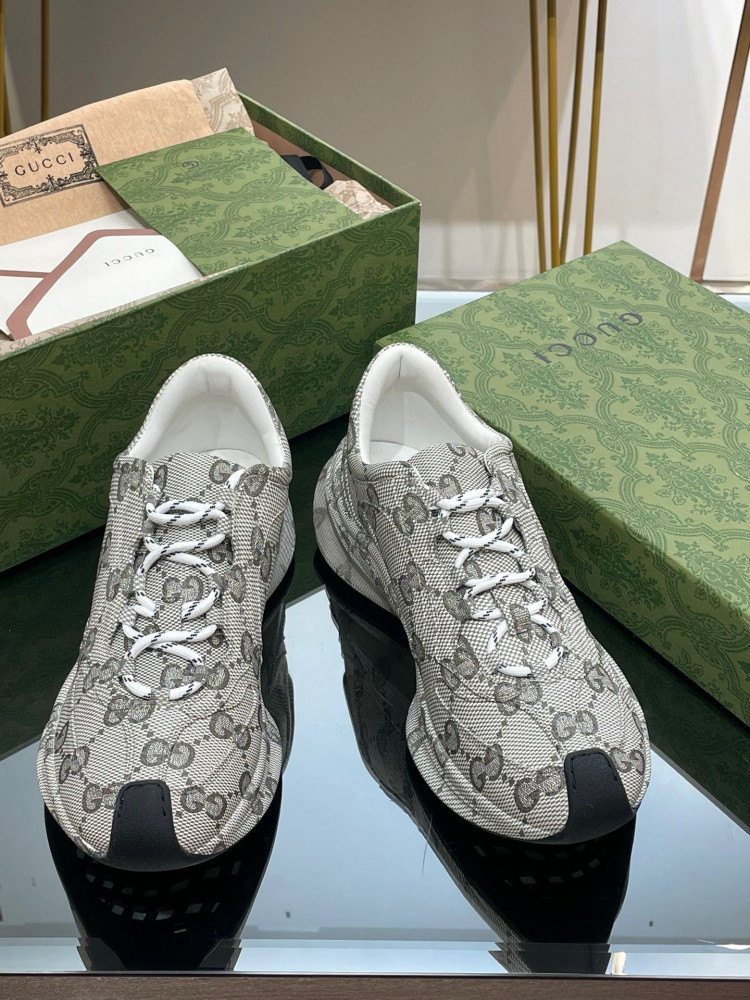 Gucci Run Sneakers
