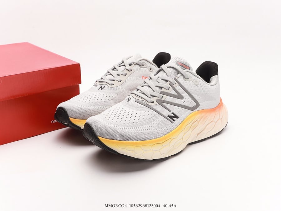 New Balance Fresh Foam X More v4