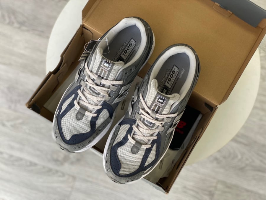 New balance M1906