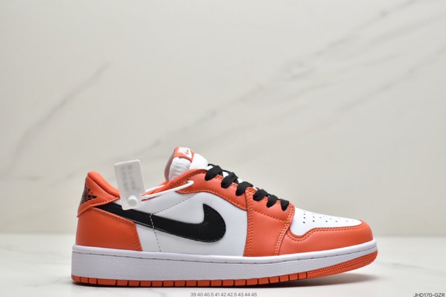 Nike Dunk Low Premium